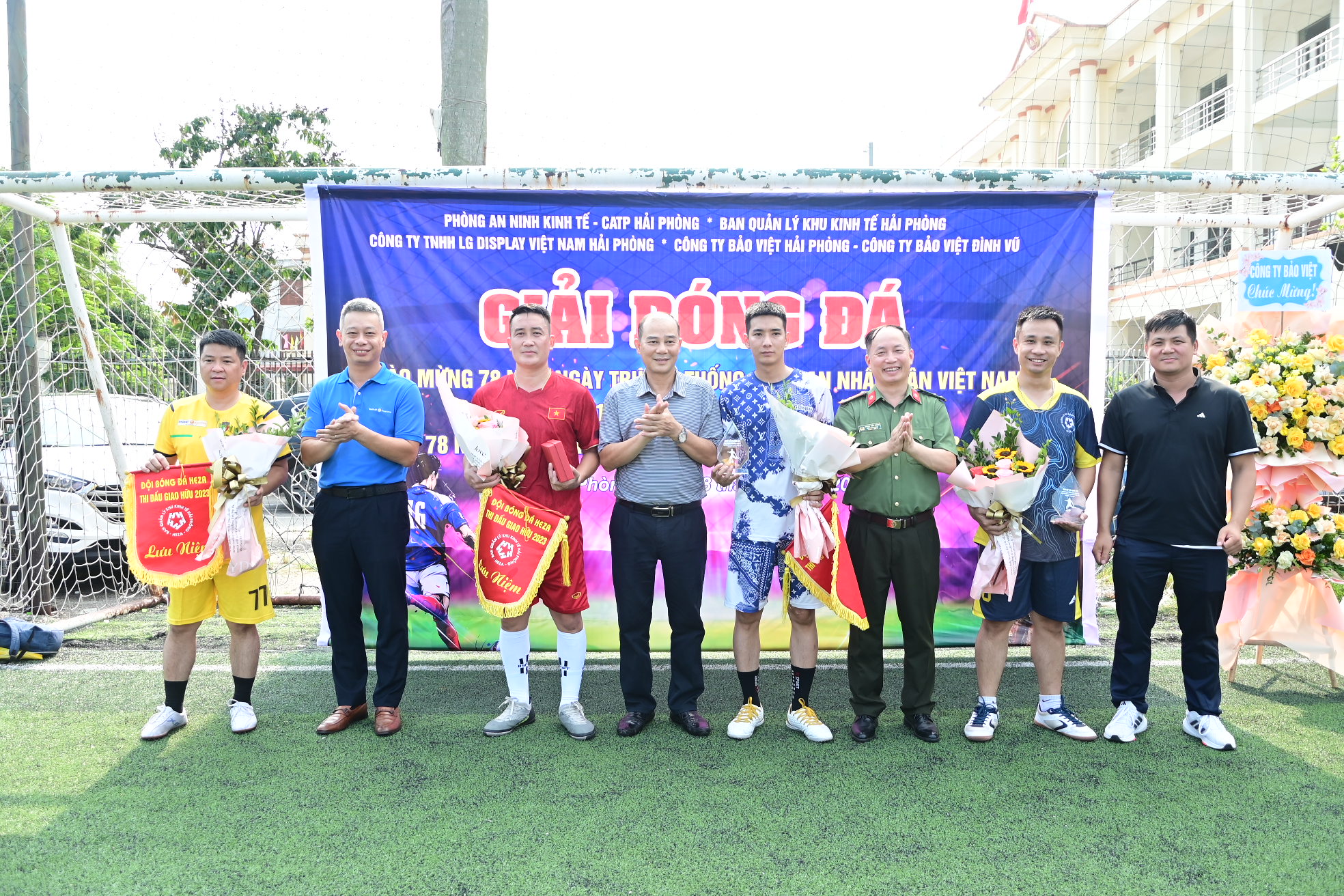 Công an các đơn vị tổ chức hoạt động kỷ niệm 78 năm Ngày truyền thống Công an nhân dân Việt Nam